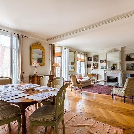 Apartmán Veeve - Charming Mirabeau Paříž Exteriér fotografie