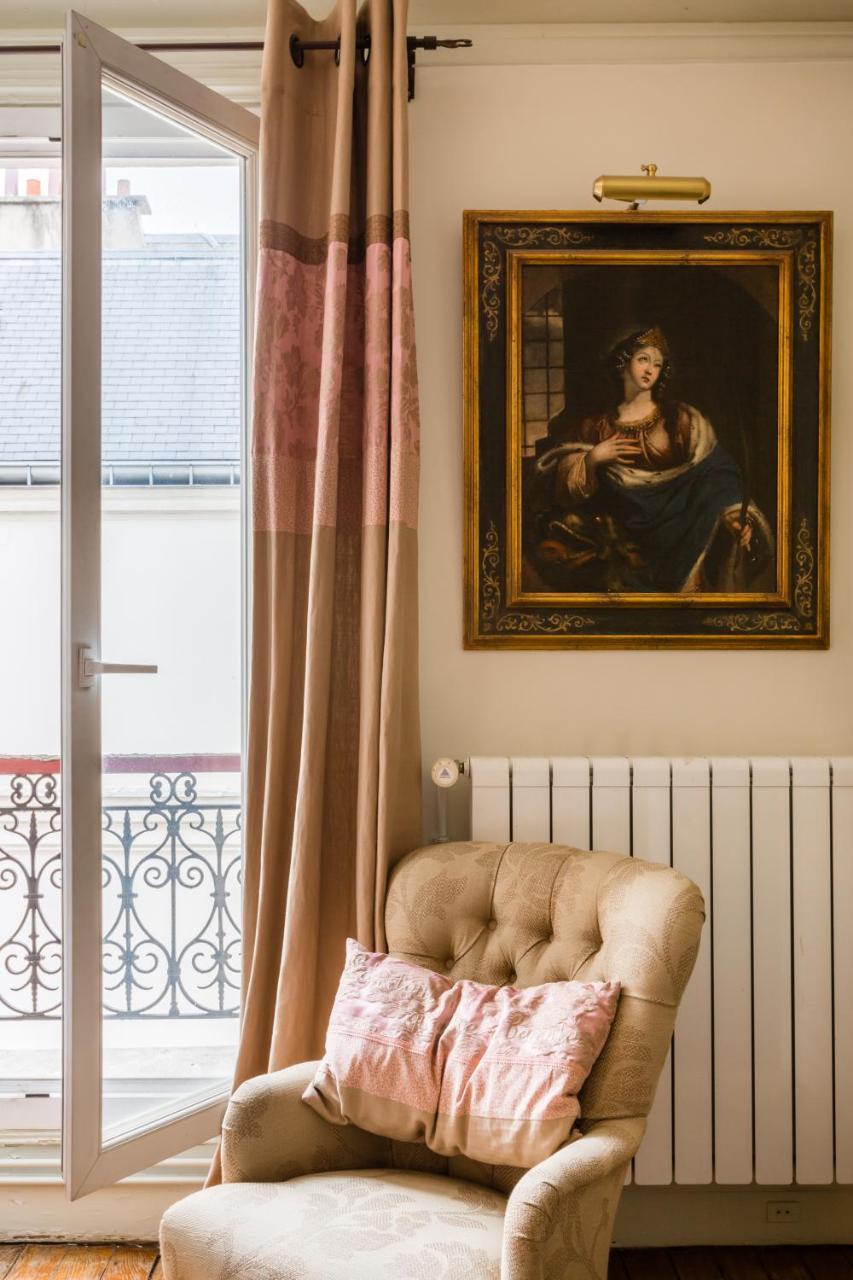 Apartmán Veeve - Charming Mirabeau Paříž Exteriér fotografie