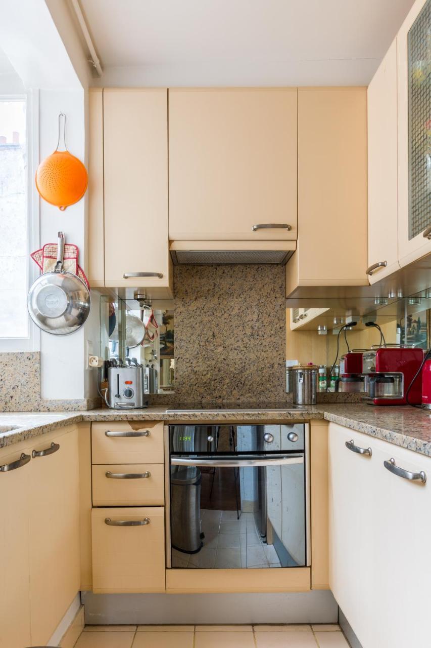 Apartmán Veeve - Charming Mirabeau Paříž Exteriér fotografie